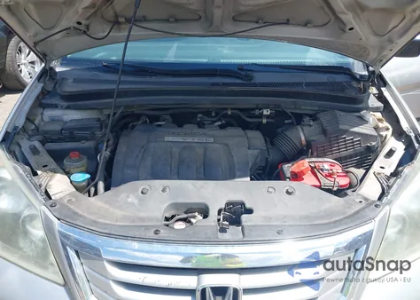 2008 Honda Odyssey Lx from USA, damaged, VIN 5FNRL38228B090366